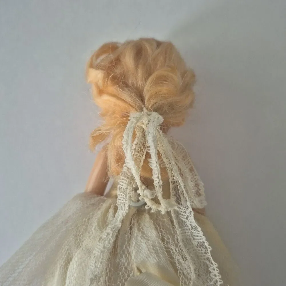 Nancy Ann Storybook Vintage Bridal Party Doll Sleepy Blue Eyes Double Jointed